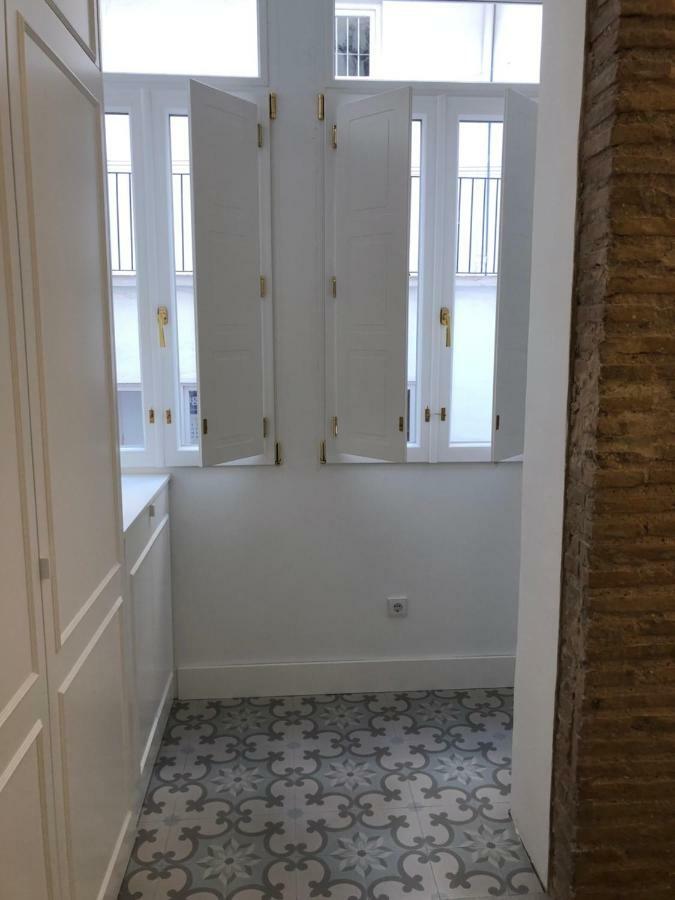 Apartamento Frederick “Centrico Y Con Clase” فالنسيا المظهر الخارجي الصورة